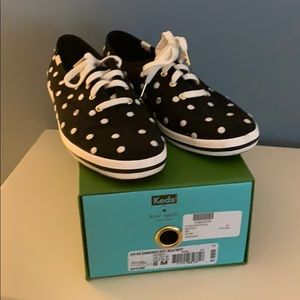 Late Spade Keds Black with white polka dots size 8
